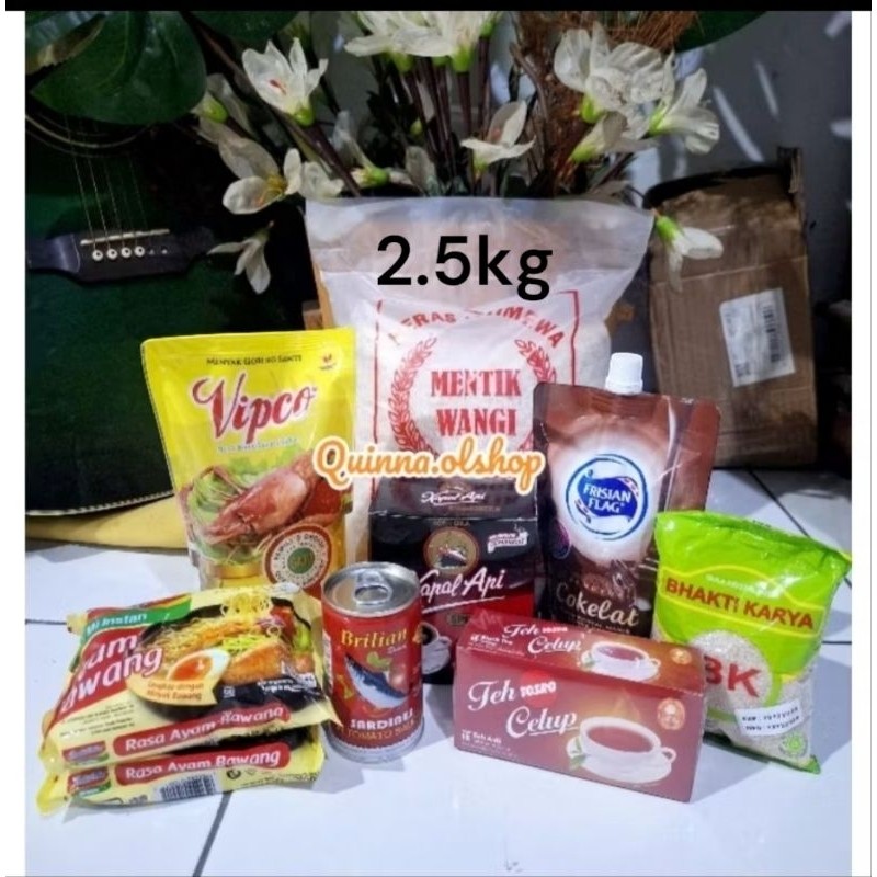 

Paket Sembako beras 2.5kg.. free goodiebag