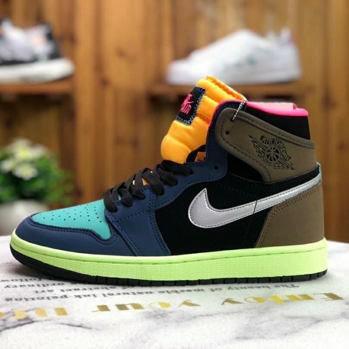 Nk Air Jordan 1 Retro High "Biohack" - Cokelat, 41