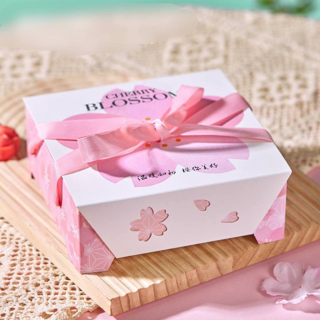 

Box Hampers/ Box Mooncake Sekat 4/ Box Cake Pink / Kotak Kue