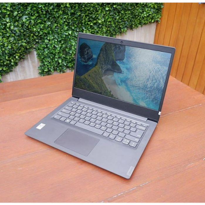 Laptop Lenovo V14-ADA AMD 3020e Radeon Ram 8Gb Ssd 256Gb SCU17018