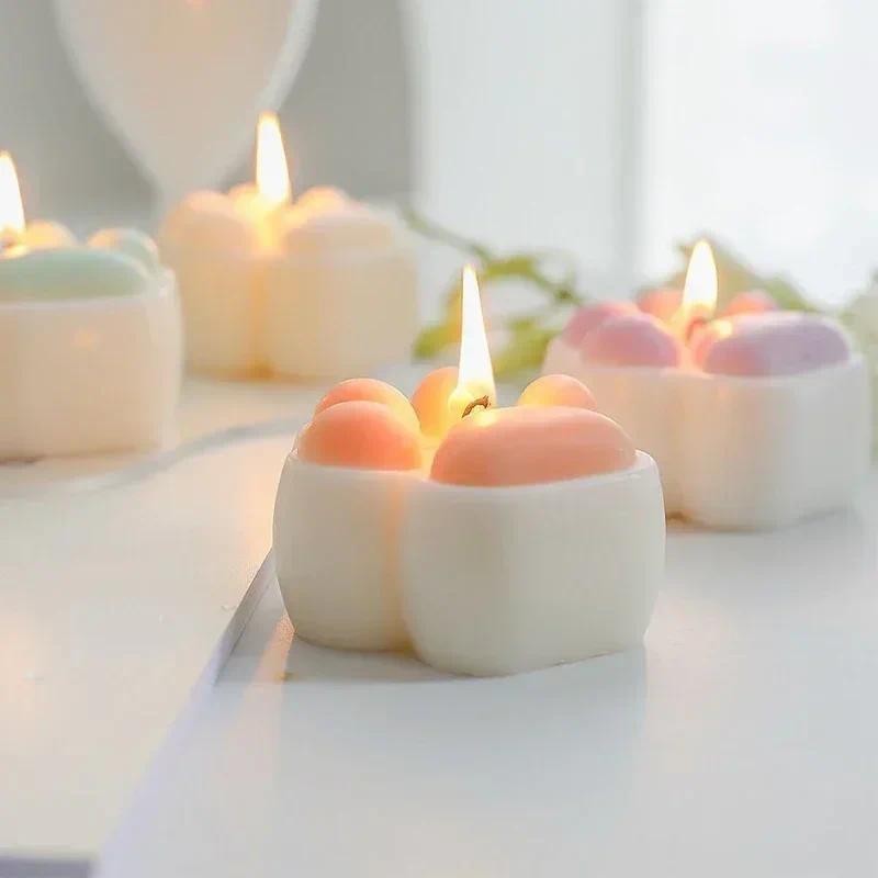 

Cute Molds 2 Holes Cat Paw Candle Mold Aromatherapy Silicone Mould DIY Handmade Candle Cake Soap Resin Mold Candle Making Tools