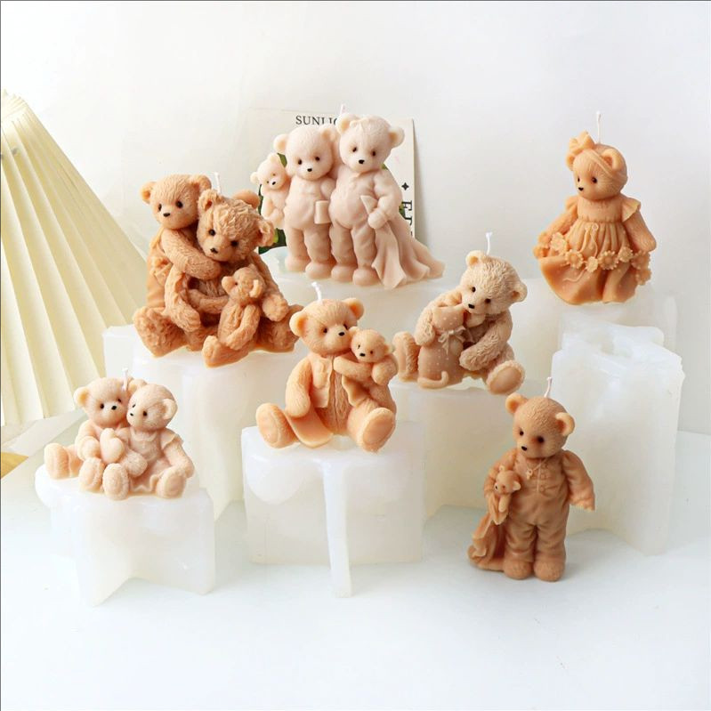 

C032 New cute little bear family silicone mold DIY cartoon animal aromatherapy candle plaster drip glue home decoration