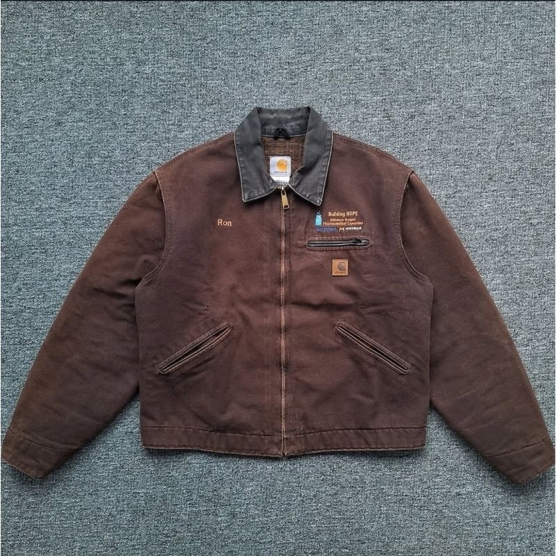 PROMO Vintage carhartt detroit jacket J97 DKB ( dark brown ) size on tag Large Regular, ( nickname :