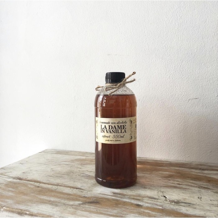 

La Dame in Vanilla Extract 550ml