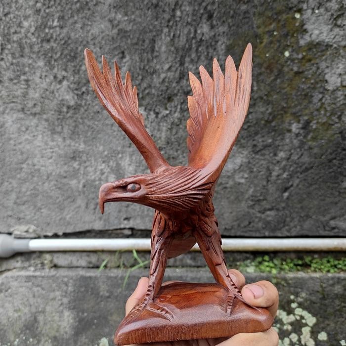 PATUNG BURUNG HELANG/PATUNG BURUNG BALI