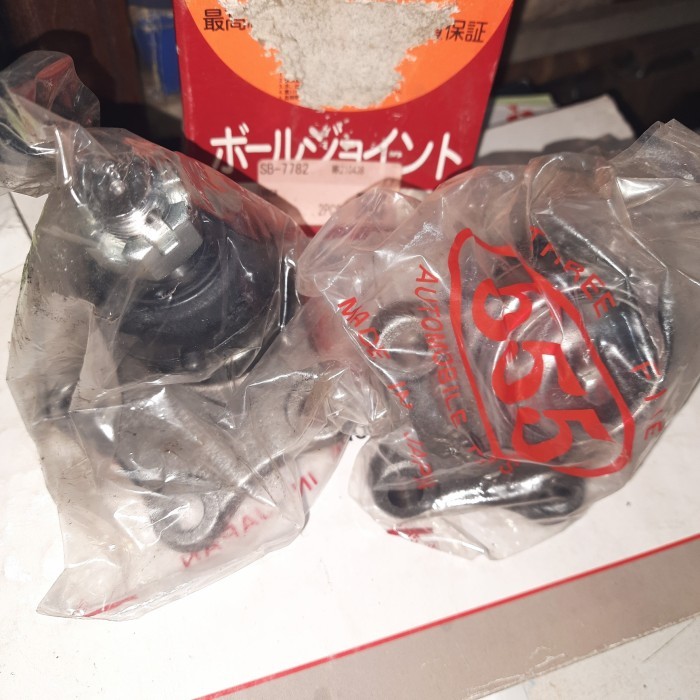 balljoint bawah mitsubishi kuda 555 japan