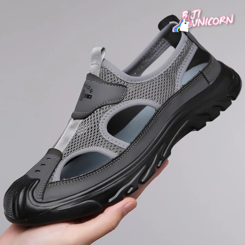 Sepatu Slip on Pria Sporty Sneakers Premium Sepatu Cowok Ringan Nyaman Anti Slip Anti Licin Terbaru
