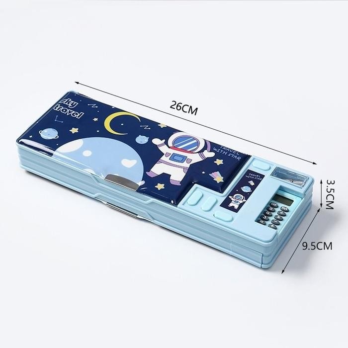 

READY 【COD】Kotak Pensil Kalkulator Lapis Ganda / Kotak Penyimpanan Alat Tulis Pop Out Multifungsi / Astronot Kapasitas Besar Pencil Case Hadiah Siswa Stationery - SKY TRAVEL