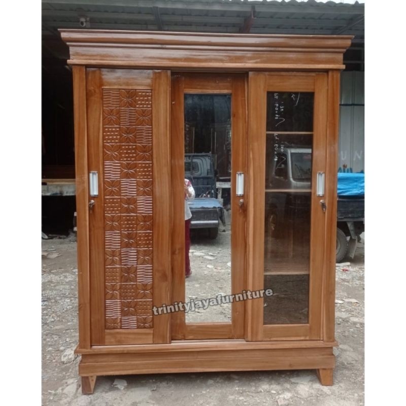 Lemari Pakaian 3 Pintu Sliding Kaca Rak Tas Kayu Jati/Candra Furniture