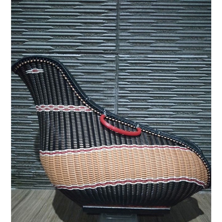vd52wj Kiso ayam bahan fiber,model angsa,kuat dan rapi, alas karpet..COD