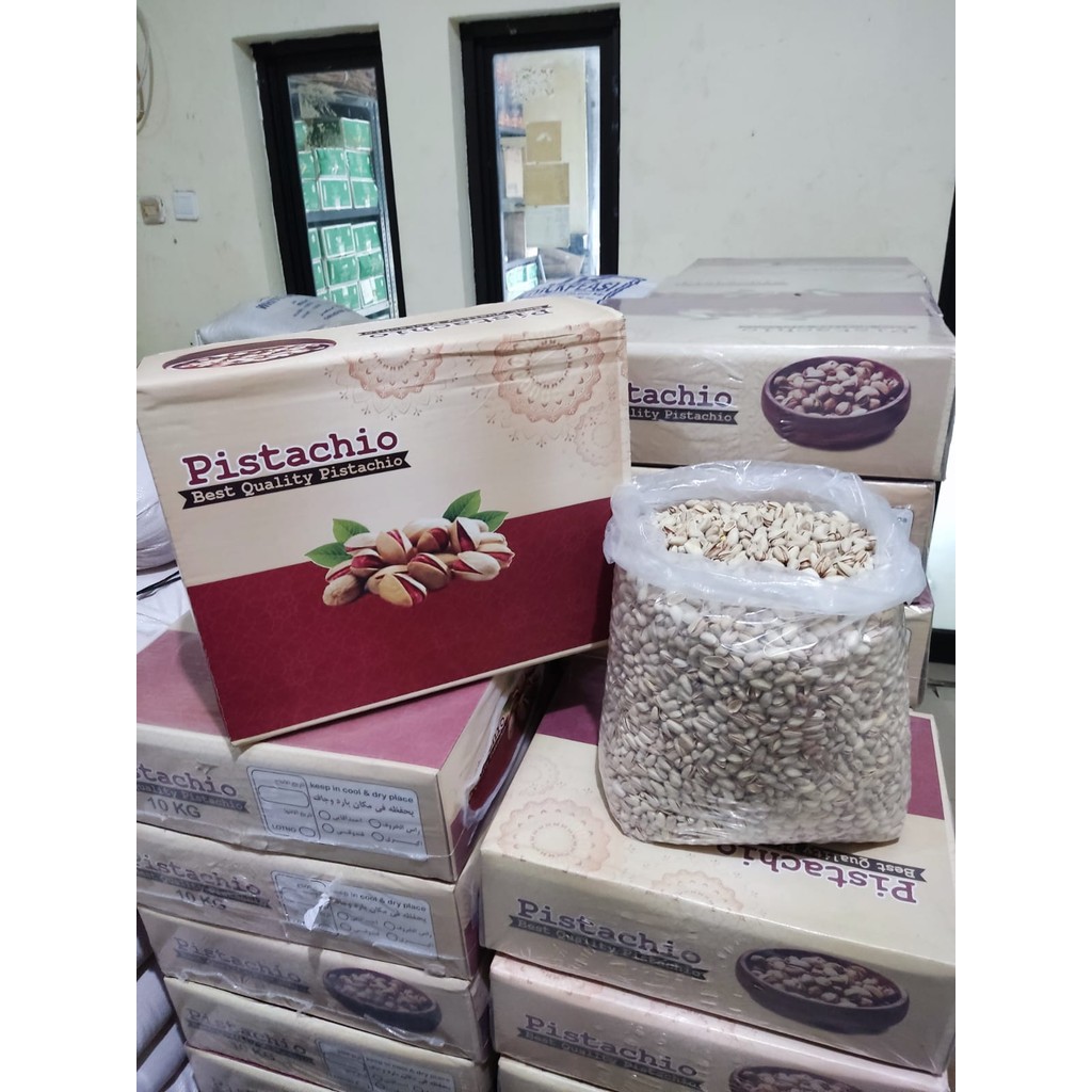 

KACANG PISTACHIO IN SHELL 10 KG
