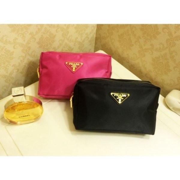 Dijual pouch makeup tas kosmetik prada nylon ORI - Model slim Diskon GS
