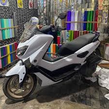 Skotlet MAXDECAL 7500 M010 White Putih Sticker Skotlet Stiker Matte Doff Premium