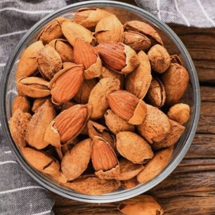 

Kacang Almond cangkang 1kg milk