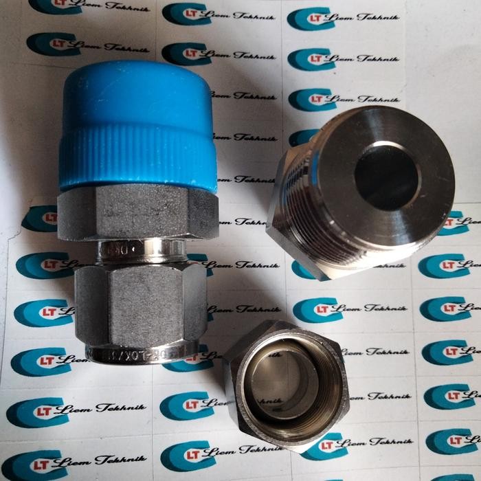 Male connector 1/2 OD x 3/4 NPT DK-LOK