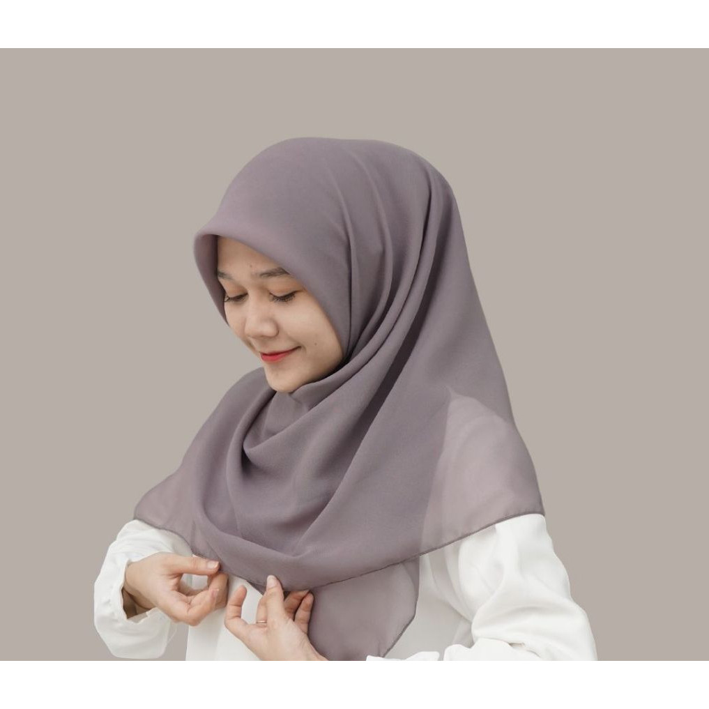 JILBAB SEGIEMPAT BAHAN DOUBLE HYCON- JILBAB SEGIEMPAT HYCON HIJAB BELLA SQUARE PREMIUM NASWA HIJAB