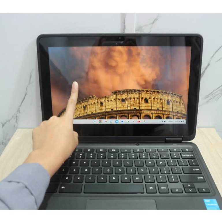 Dell Chromebook 3100 11 N4000  4Gb Emmc 32Gb Flip Touchscreen playstore roblox game