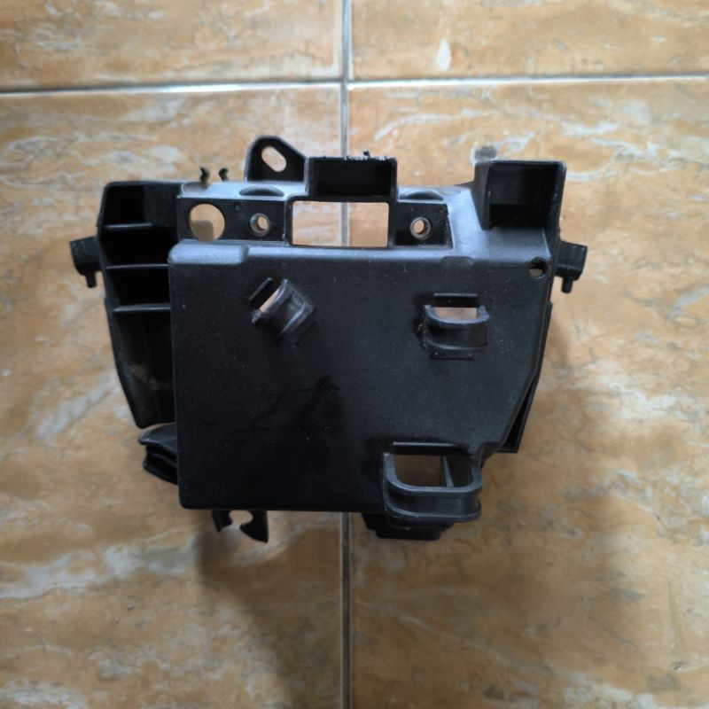 Cover dudukan Aki box tempat aki Honda CBR 250rr k64 Original