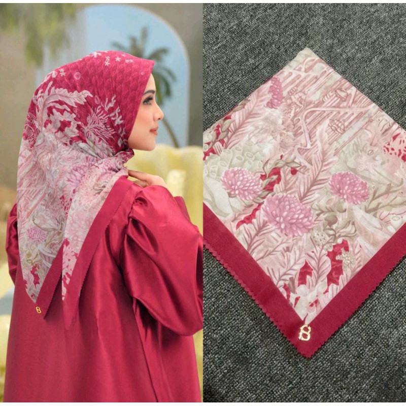 Hijab Buttonscarves Jilbab Segi Empat Buttonscarves berlogo B dan Pouch Buttonscarf