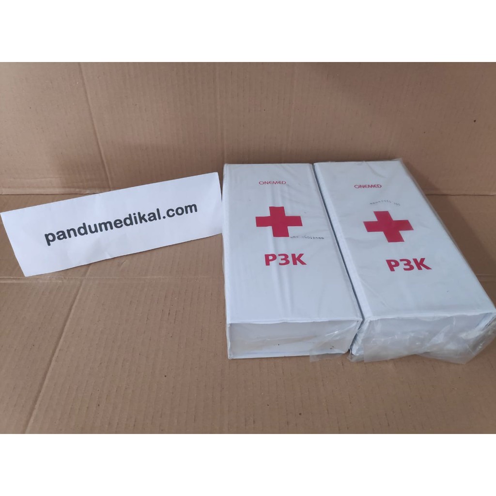 1 set Kotak P3K Onemed + isi /Kotak P3K Mobil /Kotak P3K