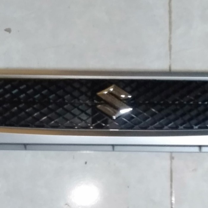 PART Grille depan Suzuki carry1.5/Futura BARU