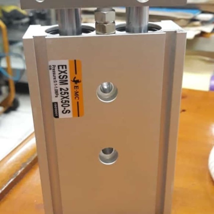 

GUIDE CYLINDER EMC EXSM25-50-S