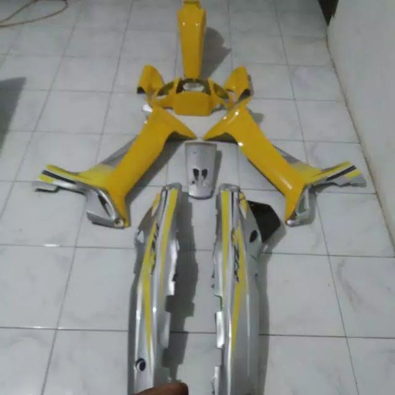 cover body fis R / body fis R fullset