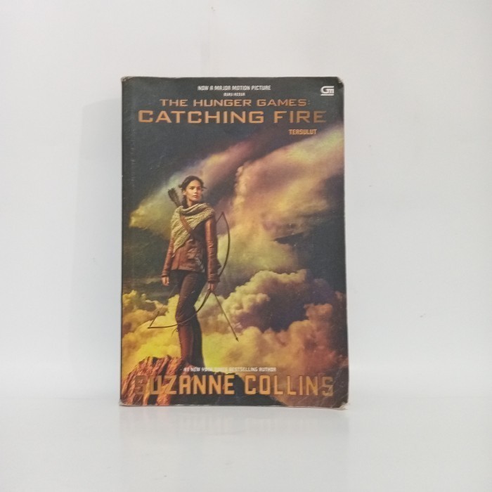 Novel Bestselling  THE HUNGER GAMES CHA5ING FIRE Collin Original Bekas