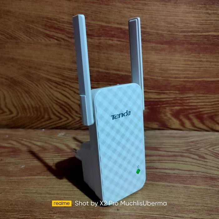 Tenda A9 Wireless N300 Universal Wifi Range Extender/ wifi reapeter