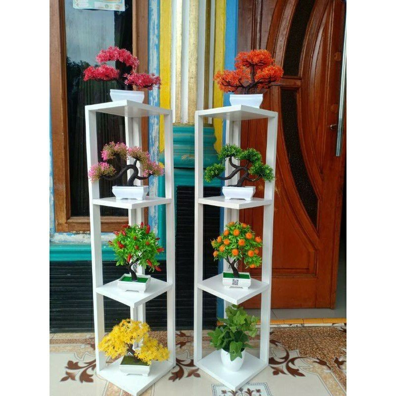 rak bunga sudut 4 tingkat