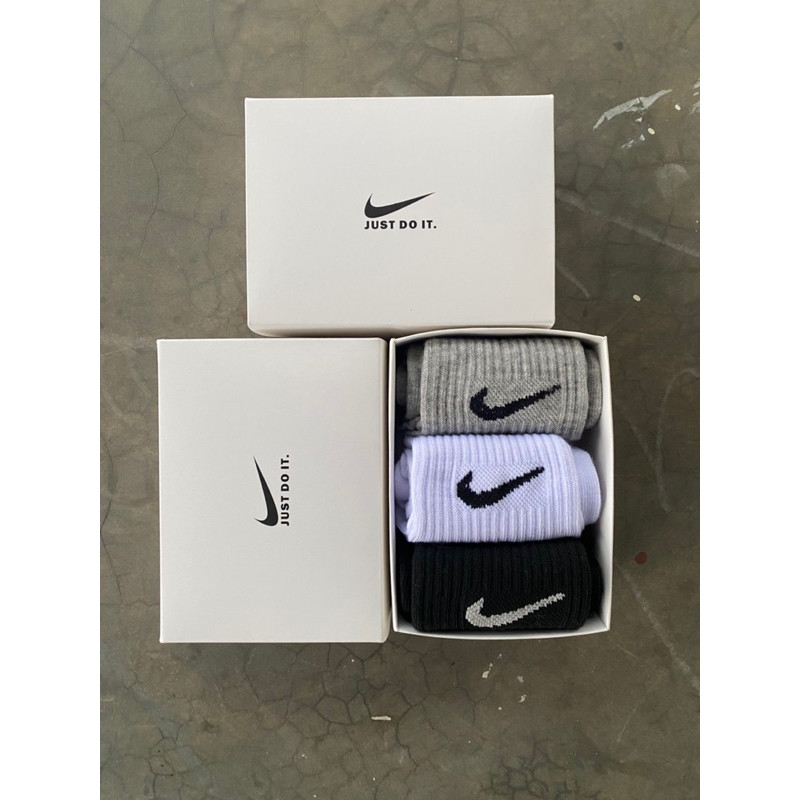 Ready NR Kaos Kaki Nike Box Mix Sport Olahraga Diatas Mata Kaki terbaru