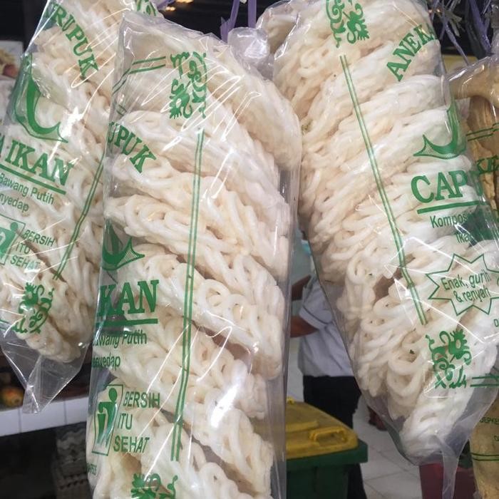 

Kerupuk Dua Ikan Besar 1 Bungkus