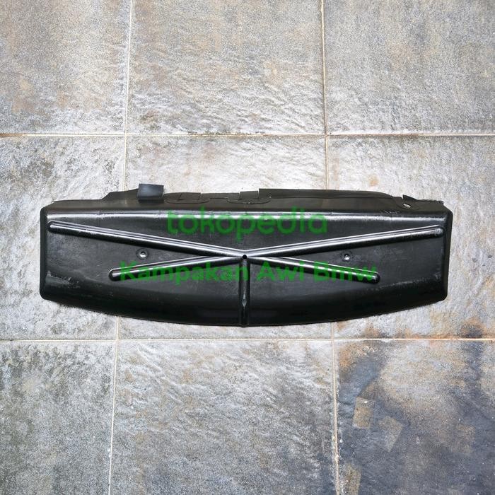 Cover Radiator Bawah atau Dek Bawah Bmw E36 Sparepart