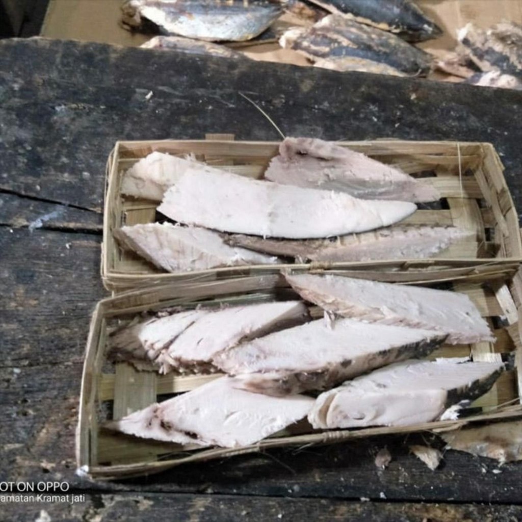 

DAGING PINDANG IKAN CAKALANG PREMIUM 300 GR - SIMPELIN