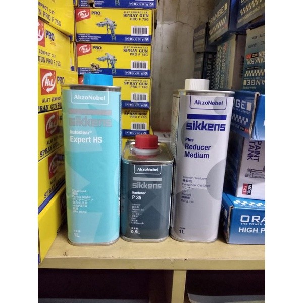 Clear Sikkens Hs  Expert Autoclear Sikkens Hs 1.L Hardener P35 0.5L Thiner medium 1.Lco