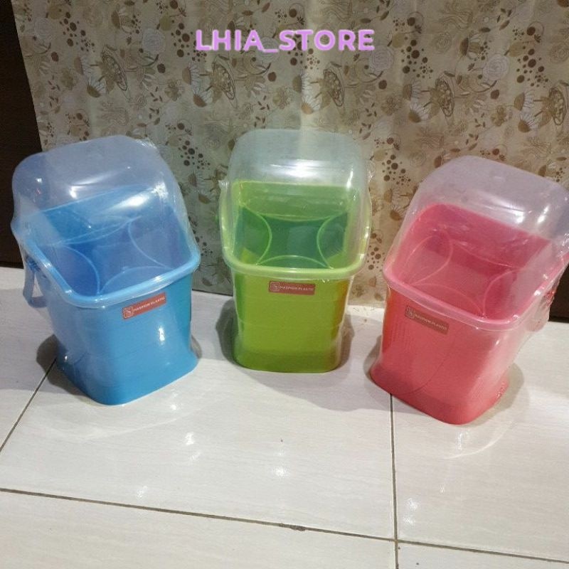 tempat sendok pake tutup/tempat sendok maspion