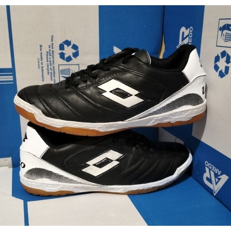 F5 sepatuFutsalLottoBahanKulitSapiSolKaretMentahSolSudahDiJaitKeliling