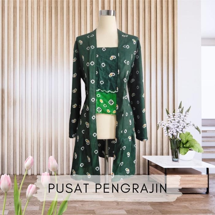 

Kebaya Kutubaru Jumputan Panjang - Hijau, XXL