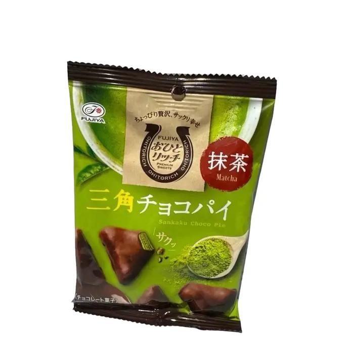 

Fujiya Matcha Sankaku choco pie Japan