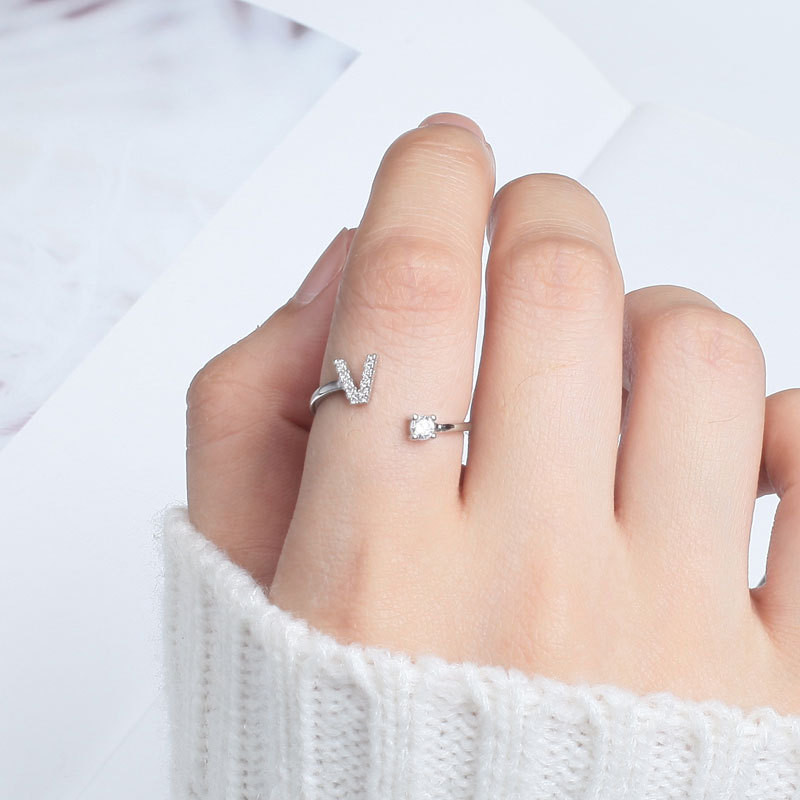 26 huruf Inggris membuka cincin