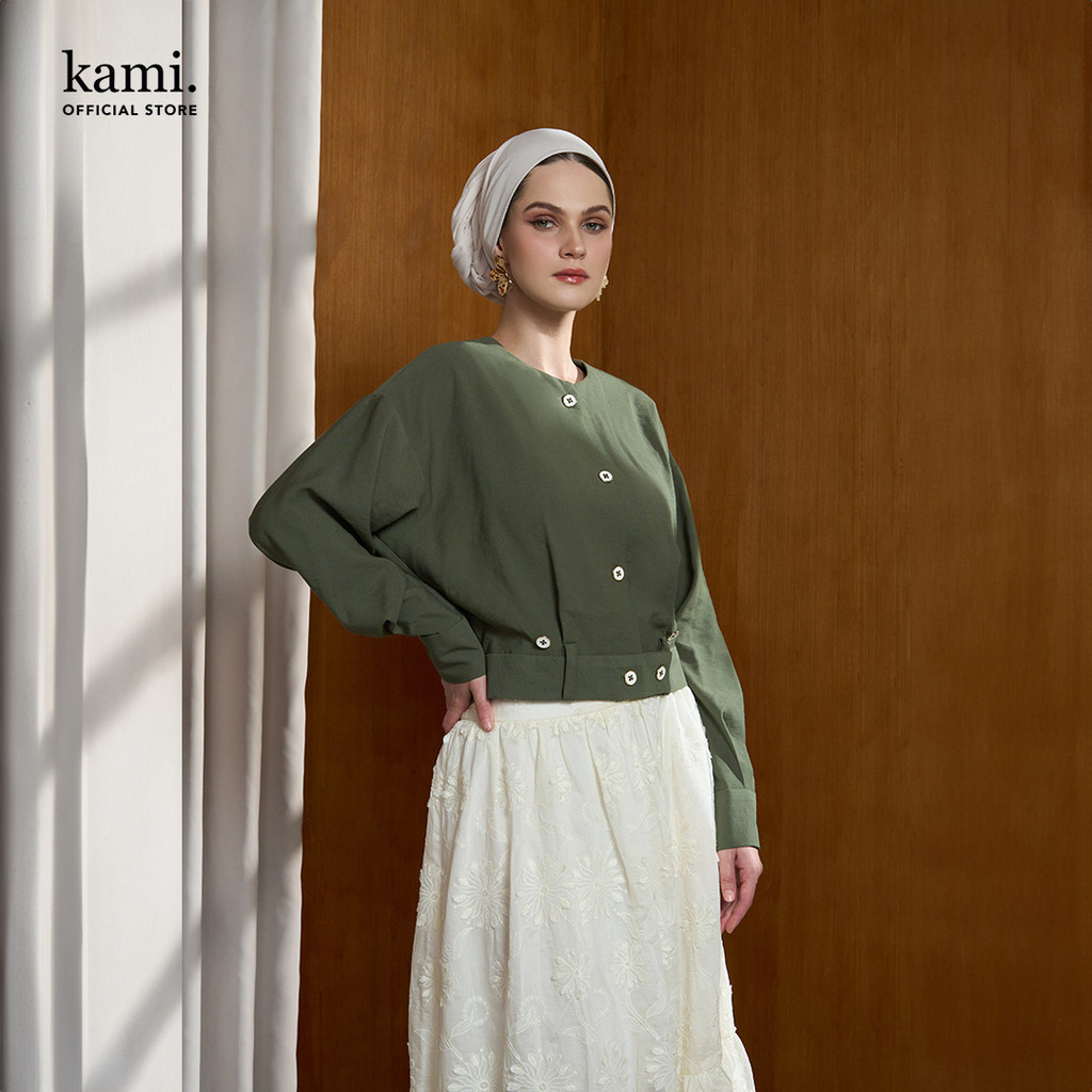 Kami Kaia Plain Top Atasan Lengan Panjang Wanita