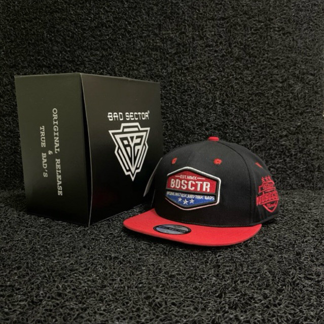 BDSCTR SnapBack Hitam Visor Merah Exlusive Topi Distro Original