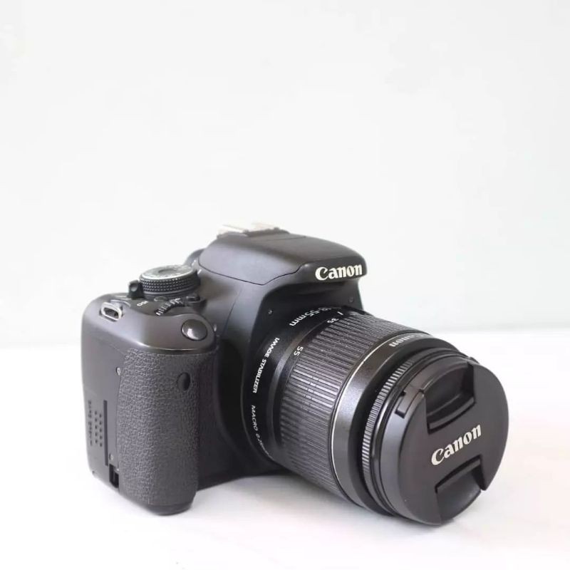 Kamera Canon 600d + lensa 18-55 + memori 16gb + tas baru +  toko CO