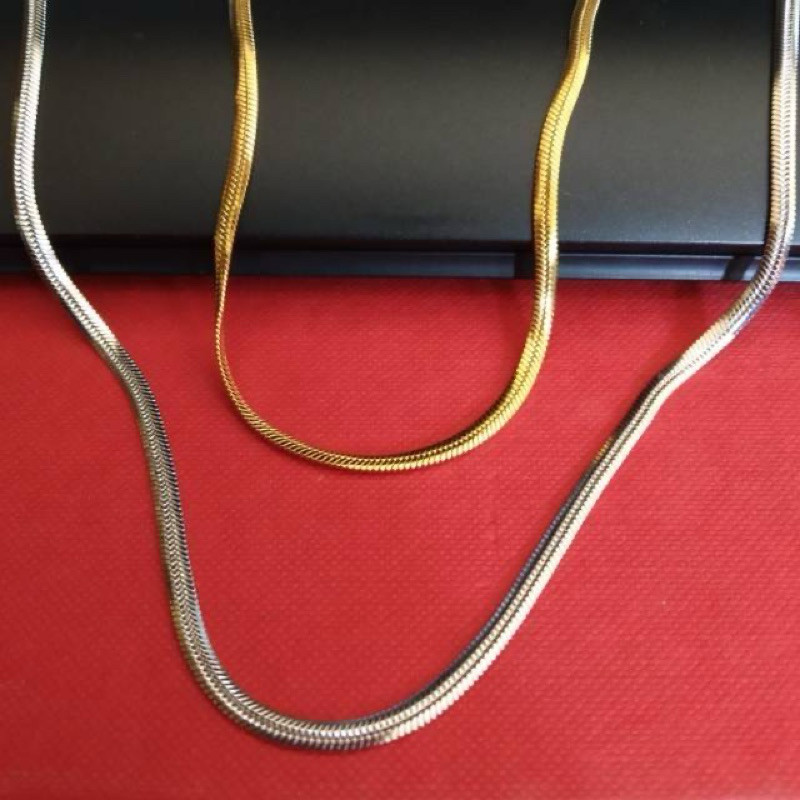 Kalung belut gepeng Pipih silver gold pria wanita bahan full titanium