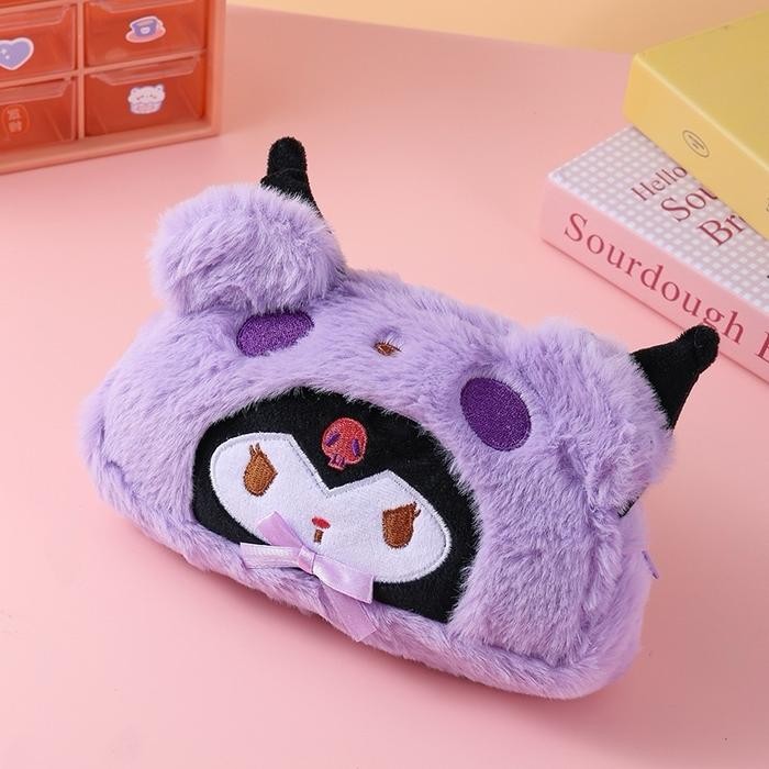 

Kotak Pensil Plush Bulu Lembut Karakter Sanrio Cinnamoroll Pocacco Melody Kuromi Stationery Alat Tulis - Kuromi