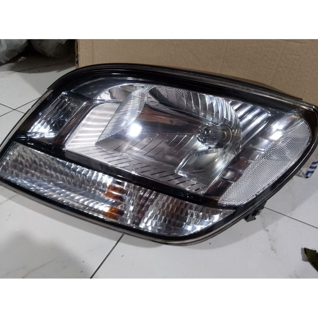Headlamp Lampu depan kanan Chevrolet Orlando Original