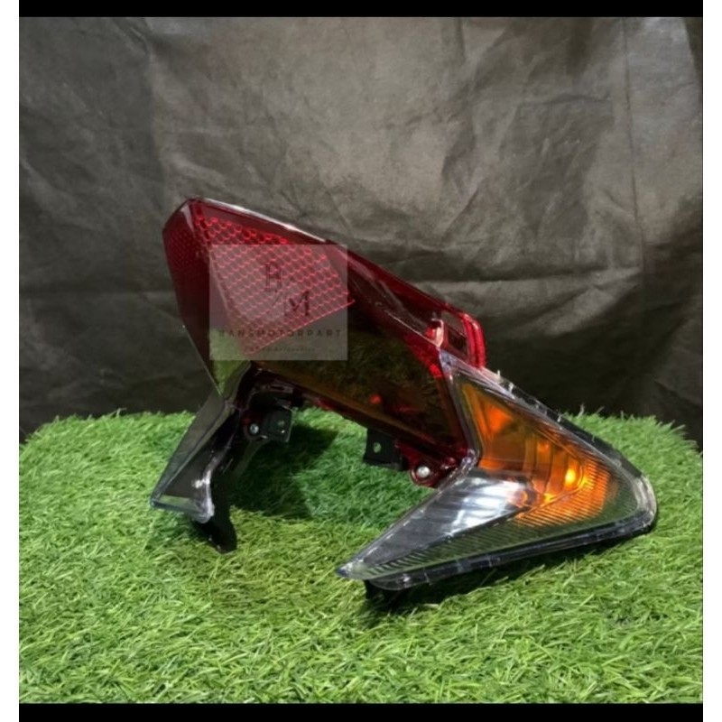 Stoplamp Lampu Stop Castem Hitam Oren Mika Merah Vario 125 Old Vario 125 KZR 2013-2015