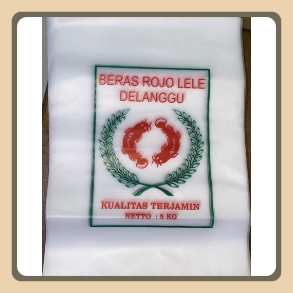 

Plastik Beras 5 KG Rojolele (isi 100 lembar)