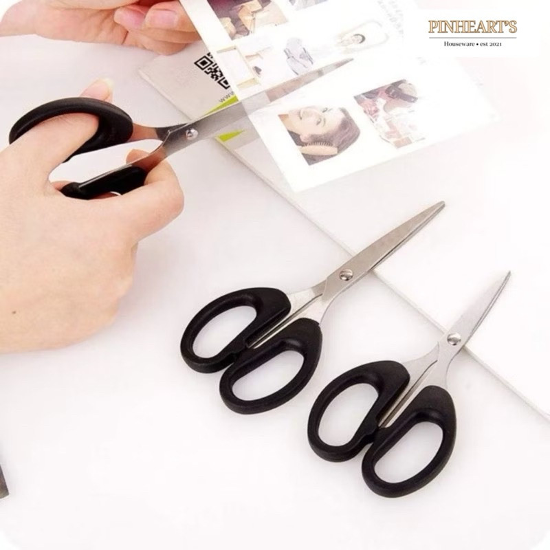 

Gunting Serbaguna Gagang Hitam Ukuran Besar & Kecil | Gunting Serbaguna