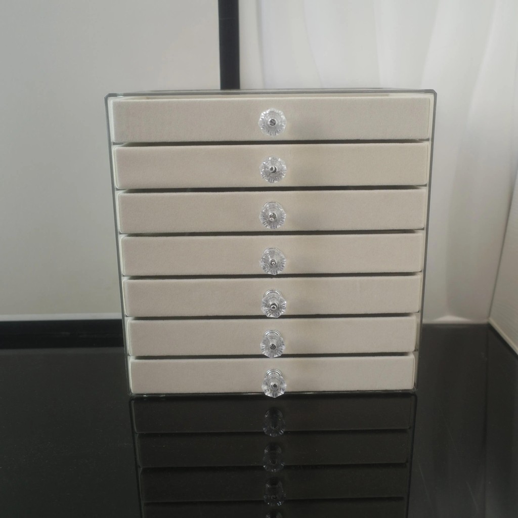 

Exquisite 7-tier Jewelry Packaging Box with Anti-oxidation Properties for Necklaces and Earrings Storage Organization